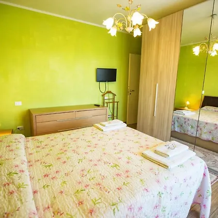 Two Bedrooms Apartment *